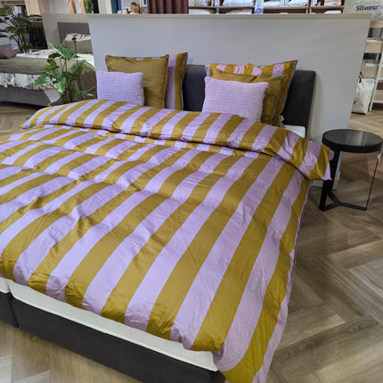 Beddelicious Cosmos box, vlakke uitvoering incl. hoofdbord. Geen matrassen!  Showmodel