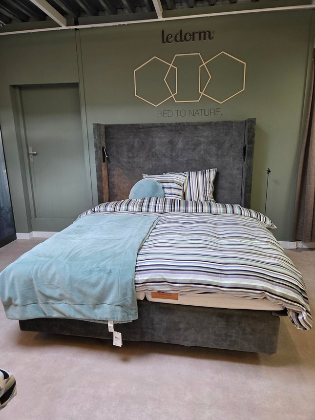 Ledorm Boxspring Royal – Adore Hunter 180x210 cm (Showmodel)
