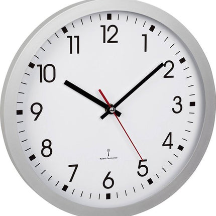 TFA Wandklok analoog - kunststof frame - zilver