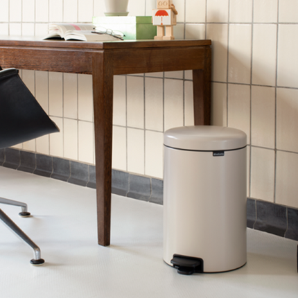 Brabantia Newlcon Pedaalemmer 20 L - Soft Beige