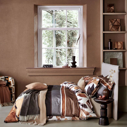 Vandyck Dekbedovertrek Autumn Fern 240x200/220 taupe, showmodel