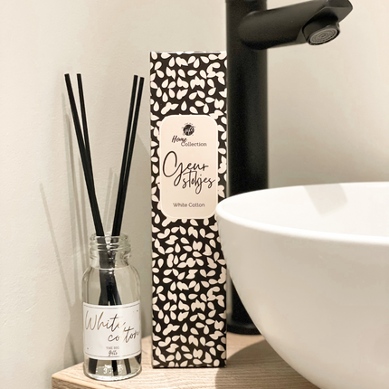 The Big Gifts Geurstok Zwart/Beige – White Cotton 60ml